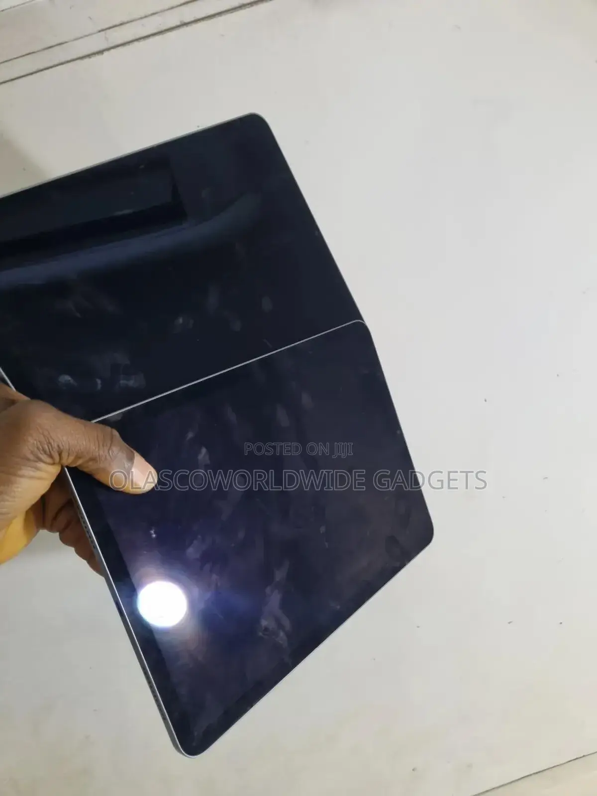 New Apple iPad Air (2022) 64 GB Gray