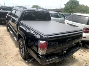 Toyota Tacoma Limited 2017 Black