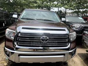 Toyota Tundra 2014 Brown