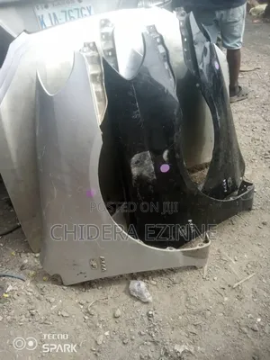 Toyota Corolla 2005 Model the Two Side Fender