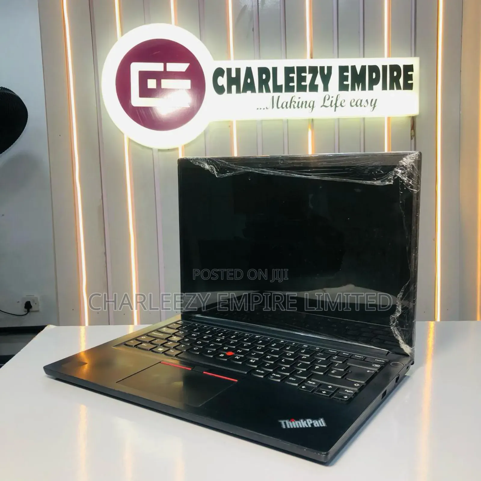 Laptop Lenovo ThinkPad E14 G5 8GB Intel Core I5 HDD 256GB