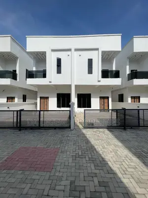 4bdrm Duplex in Lekki for sale