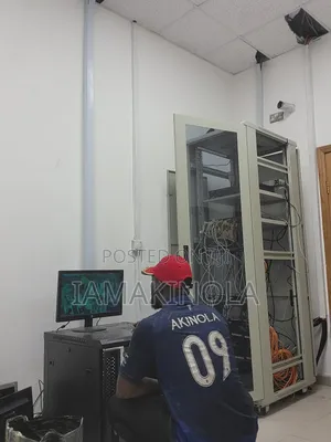 Professional CCTV Technician Both Ip Cameras and Analog