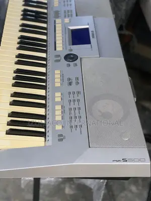 PSR S500 Durable Professional Yamaha Keyboard