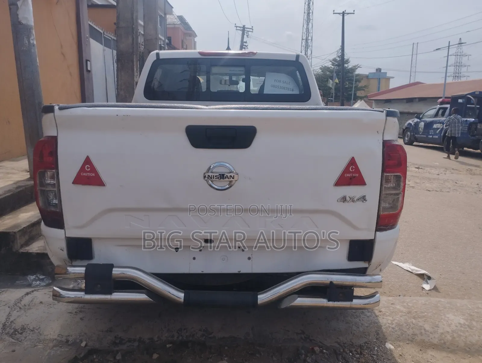 Nissan Navara 2022 White