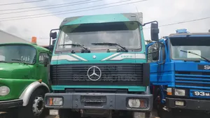 Foreign Used Mercedes Benz 1424