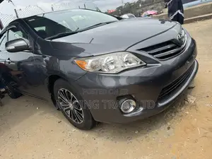 Toyota Corolla 2009 Gray