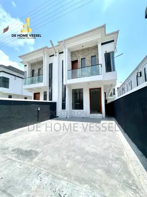 4bdrm Duplex in Ikota for sale