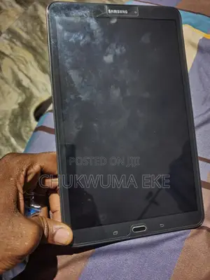 Photo - Samsung Galaxy Tab A 10.1 (2016) 16 GB Black