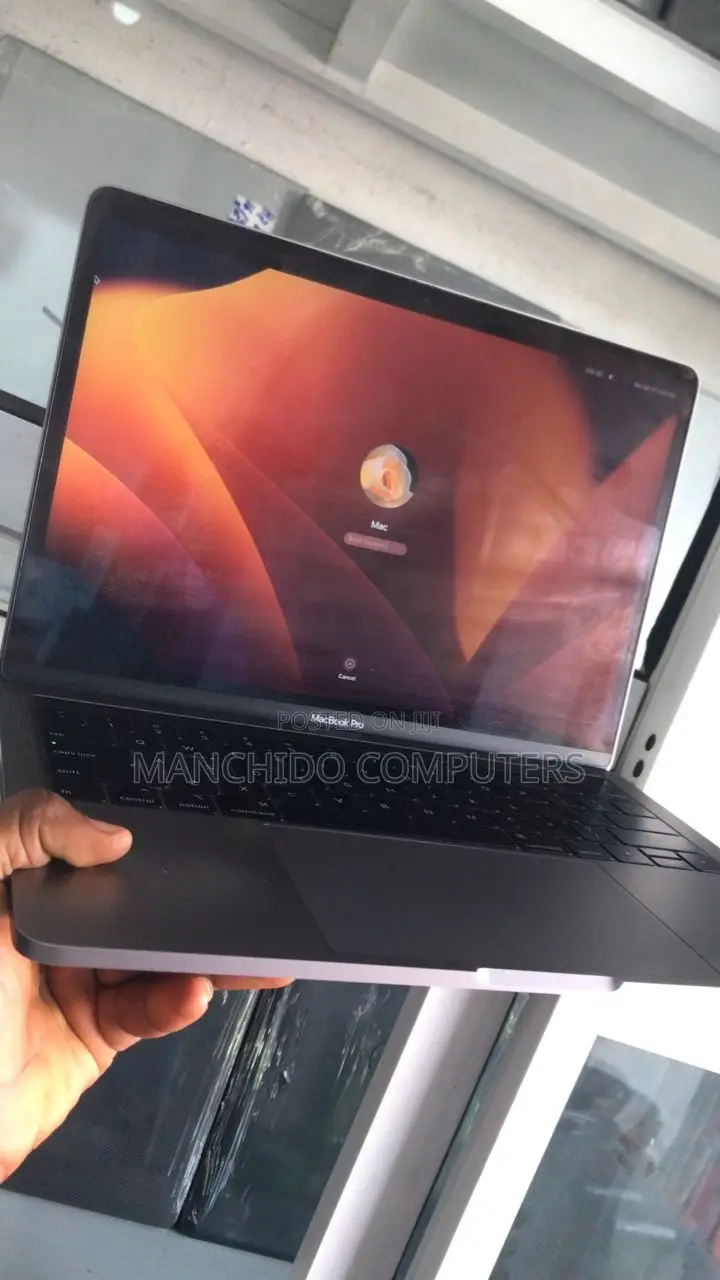 Laptop Apple MacBook Pro 2018 8GB Intel Core I5 SSD 512GB