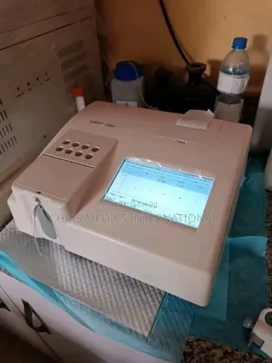 Urit 880 Semi Auto Chemistry Analyzer