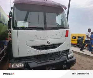 Renault Cooking Gas Tanker White Color