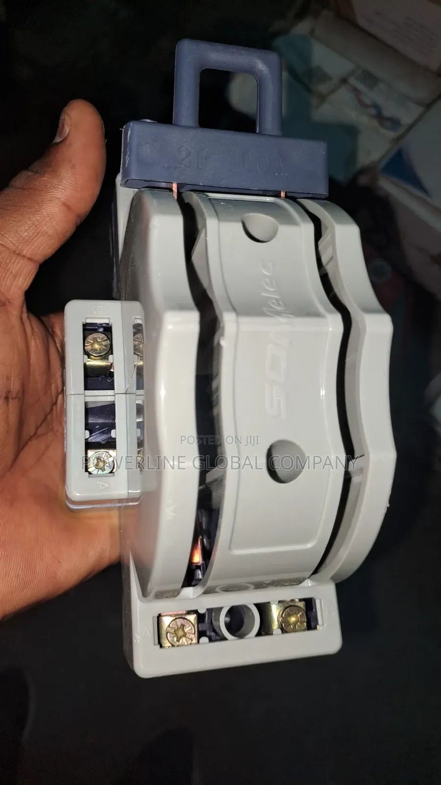 200amps 4 Pole Change Over Switch for Homes/ Hotels/ Offices