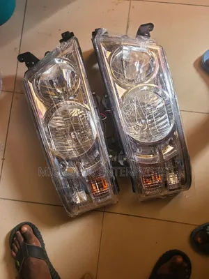 Headlight Coaster Bus 2010