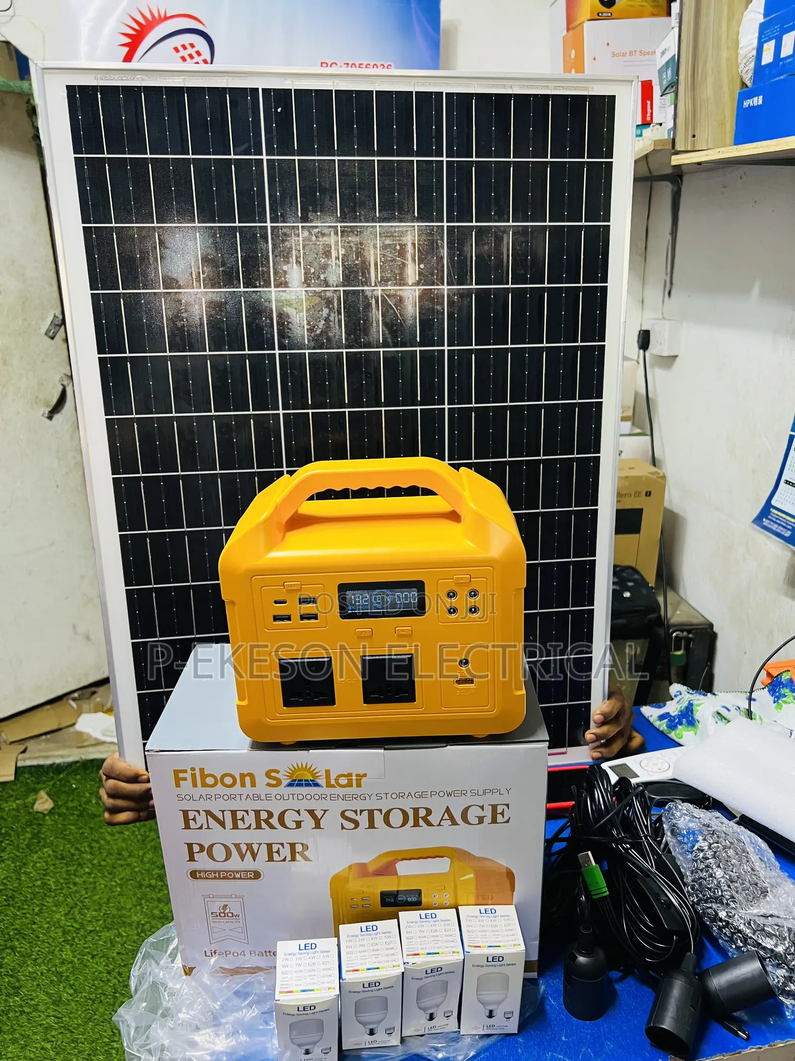 500w Lithium Battery Solar Generator With 100w Panel