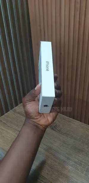 New Apple iPhone 16 Pro 128 GB Gray