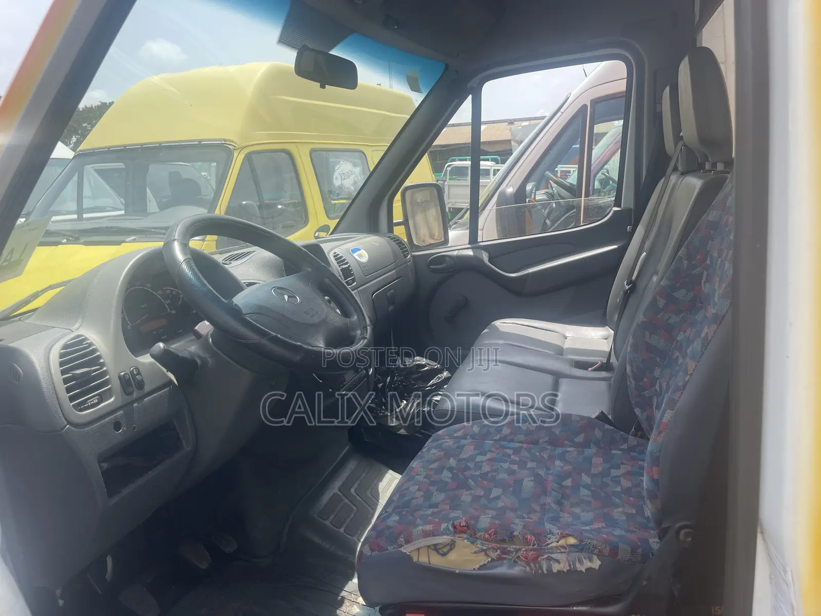 Mercedes-Benz Sprinter 2008 Yellow