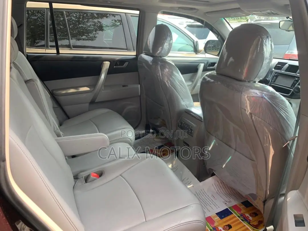Toyota Highlander 2013 Red