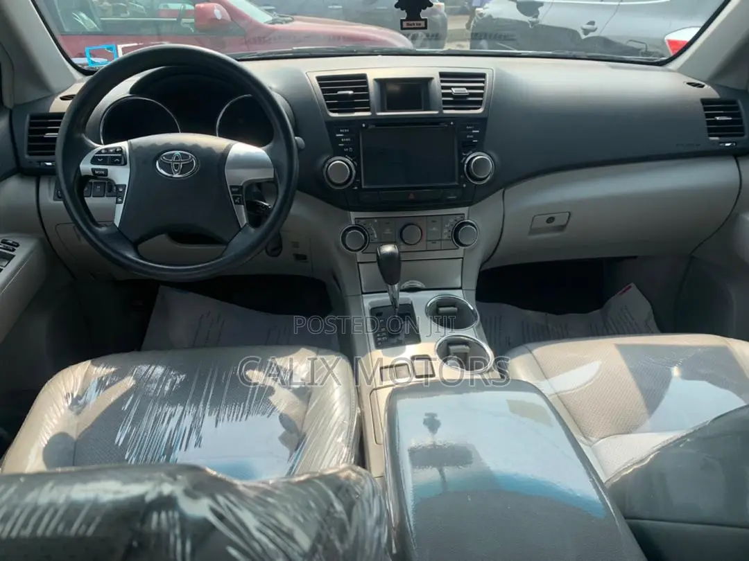 Toyota Highlander 2013 Gray