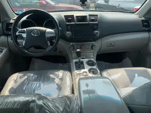 Toyota Highlander 2013 Gray