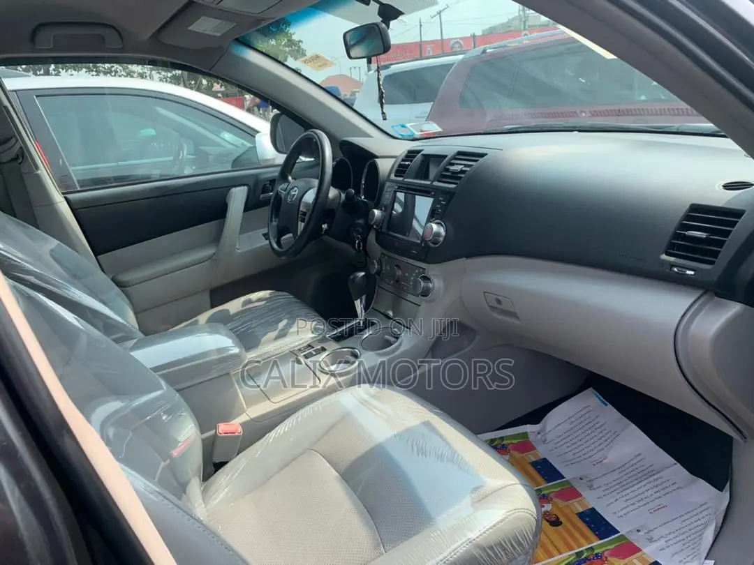 Toyota Highlander 2013 Gray