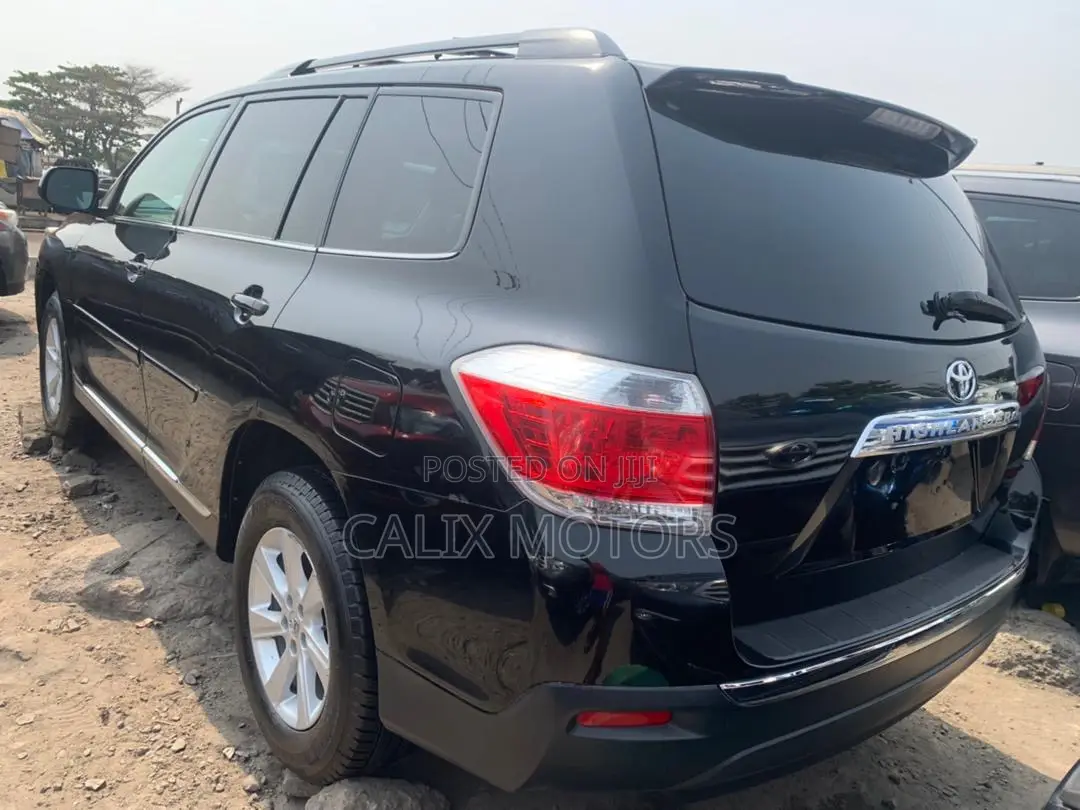 Toyota Highlander 2012 Black