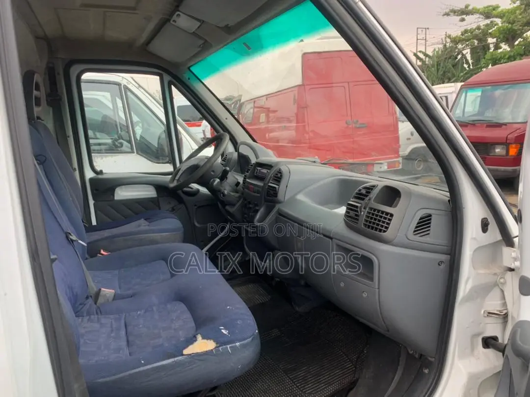 Peugeot Boxer 2010 White
