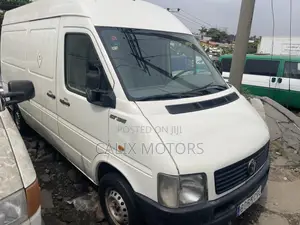 Volkswagen LT 2009 White