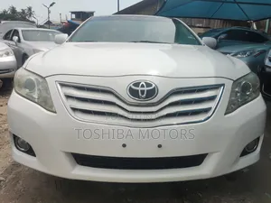 Toyota Camry 2010 White