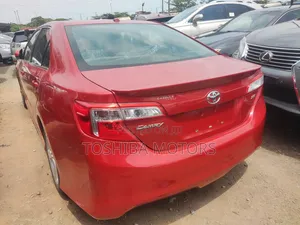 Toyota Camry 2014 Red