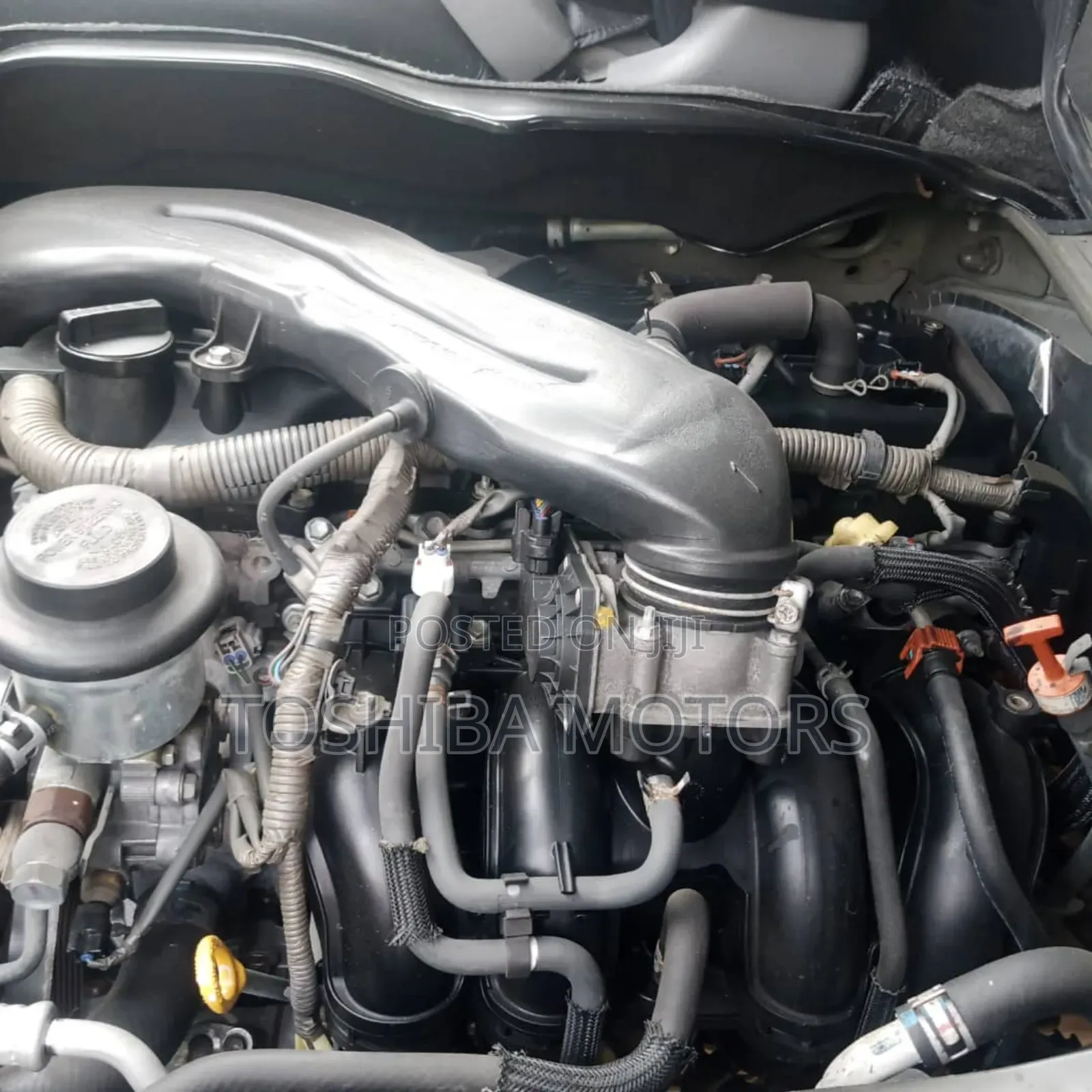 Toyota HiAce 2014 Black