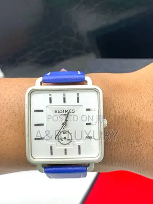 Female Set Herms Watch
