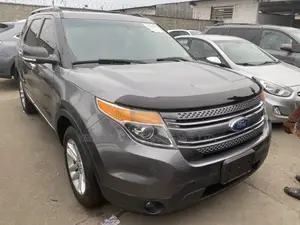 Ford Explorer 2011 Gray