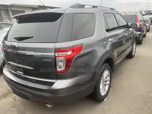 Ford Explorer 2011 Gray