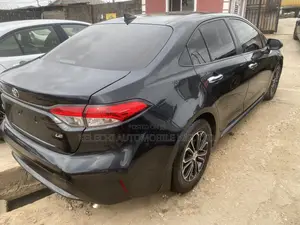 Toyota Corolla LE 2021 Black