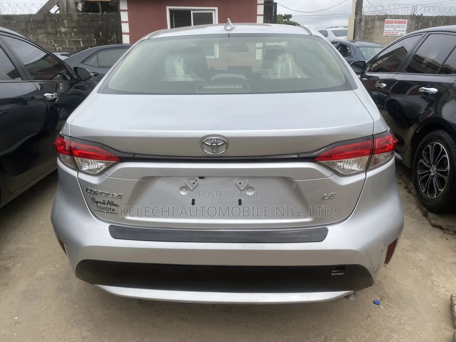 Toyota Corolla LE 2023 Silver