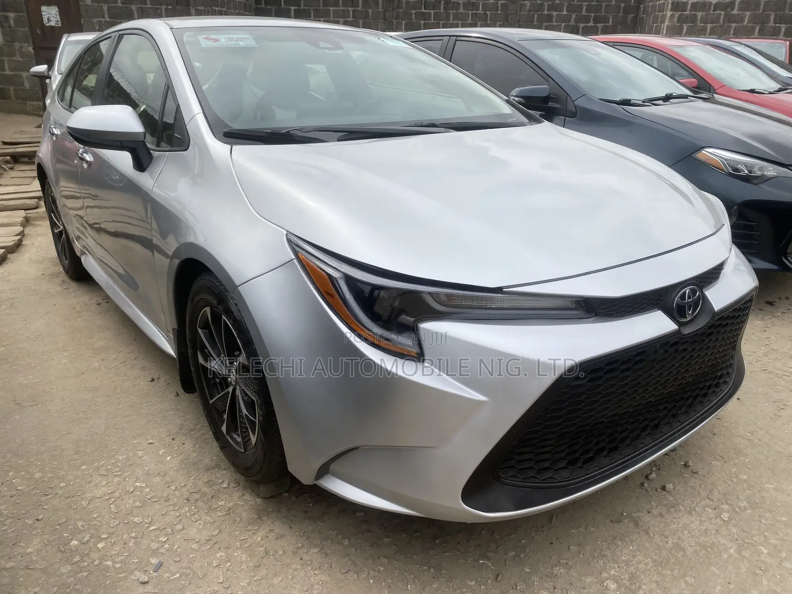 Toyota Corolla LE 2023 Silver