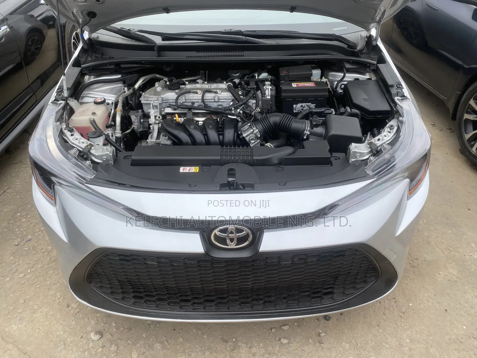 Toyota Corolla LE 2023 Silver