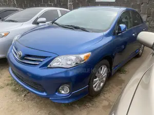 Toyota Corolla 2009 Blue
