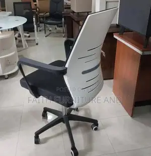 Office Swivel Strong Chair
