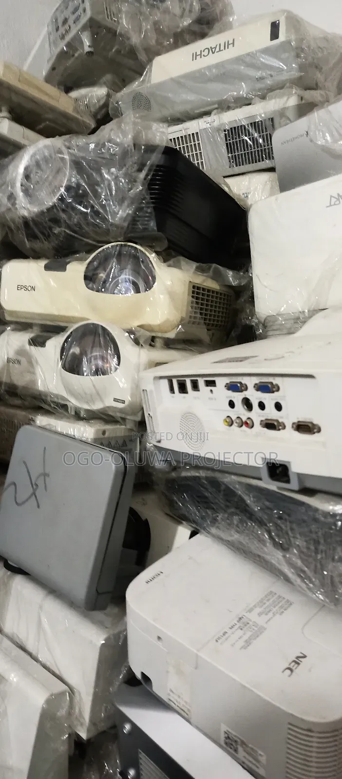 Short Throw Projector Clearance