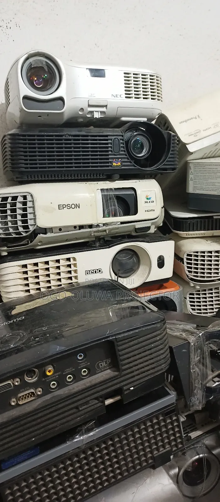 Short Throw Projector Clearance