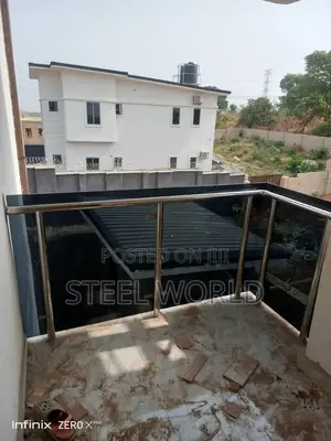 100% Grey Glass