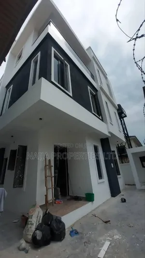 Photo - 5bdrm Duplex in Off Admiralty Road, Lekki Phase 1 for rent