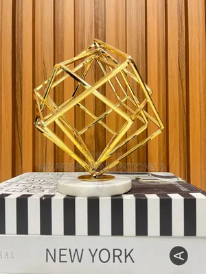Decorative Ornament Home / Office Metal Decor