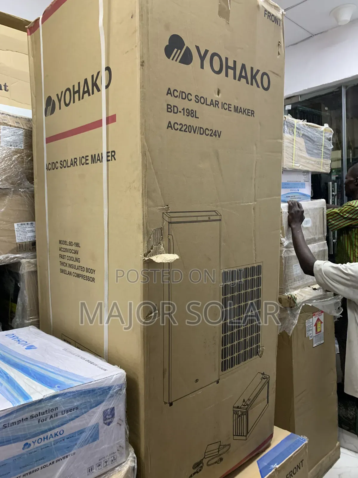 Yohako Solar Standing Freezer