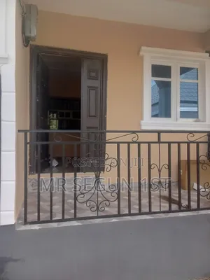 1bdrm Room & Parlour in Ado Residential, Akala Express for rent