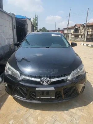 Toyota Camry SE 4dr Sedan (2.5L 4cyl 6A) 2017 Black