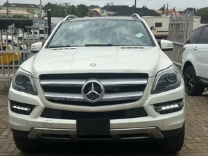 Mercedes-Benz GL-Class GL450 4MATIC 4dr SUV AWD (3.0L 6cyl Turbo 7A)