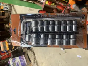 16-Piece Socket Set